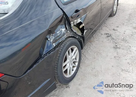 2010 Ford Fusion S z USA, uszkodzony, nr VIN 3FAHP0GA7AR431956